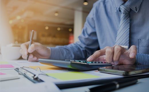 FastAccounts tracks stock with FIFO valuation, restricts overselling, and offers landed cost and letter of credit modules.