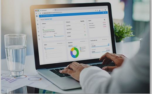 FastAccounts dashboard offers at-a-glance business analysis with simple visuals, customizable ranges, and easy data interpretation
