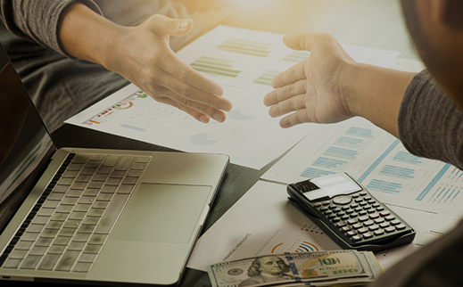 FastAccounts supplier management offers detailed views, filters, custom fields, notes, and single-ledger flexibility.
